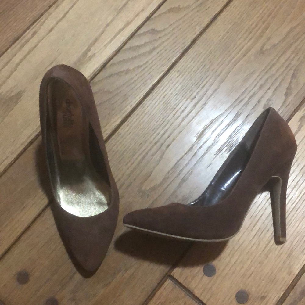 Brown suede heels